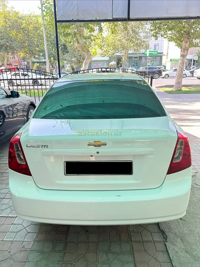 Chevrolet Gentra,  1 позиция