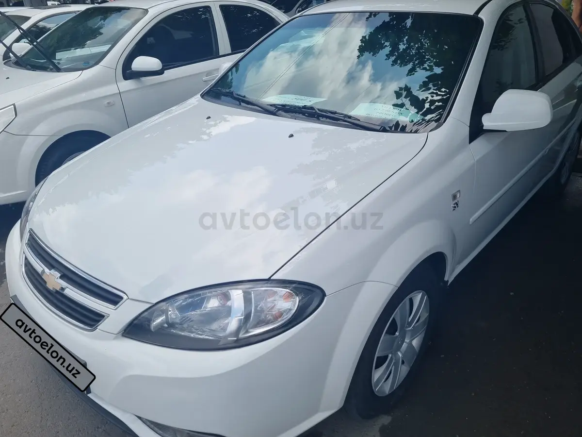 Chevrolet Gentra,  2 позиция