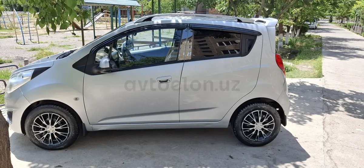 Chevrolet Spark,  3 позиция