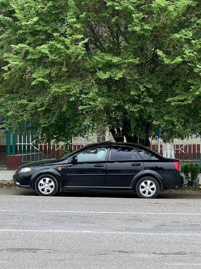 Chevrolet Lacetti,  3 позиция
