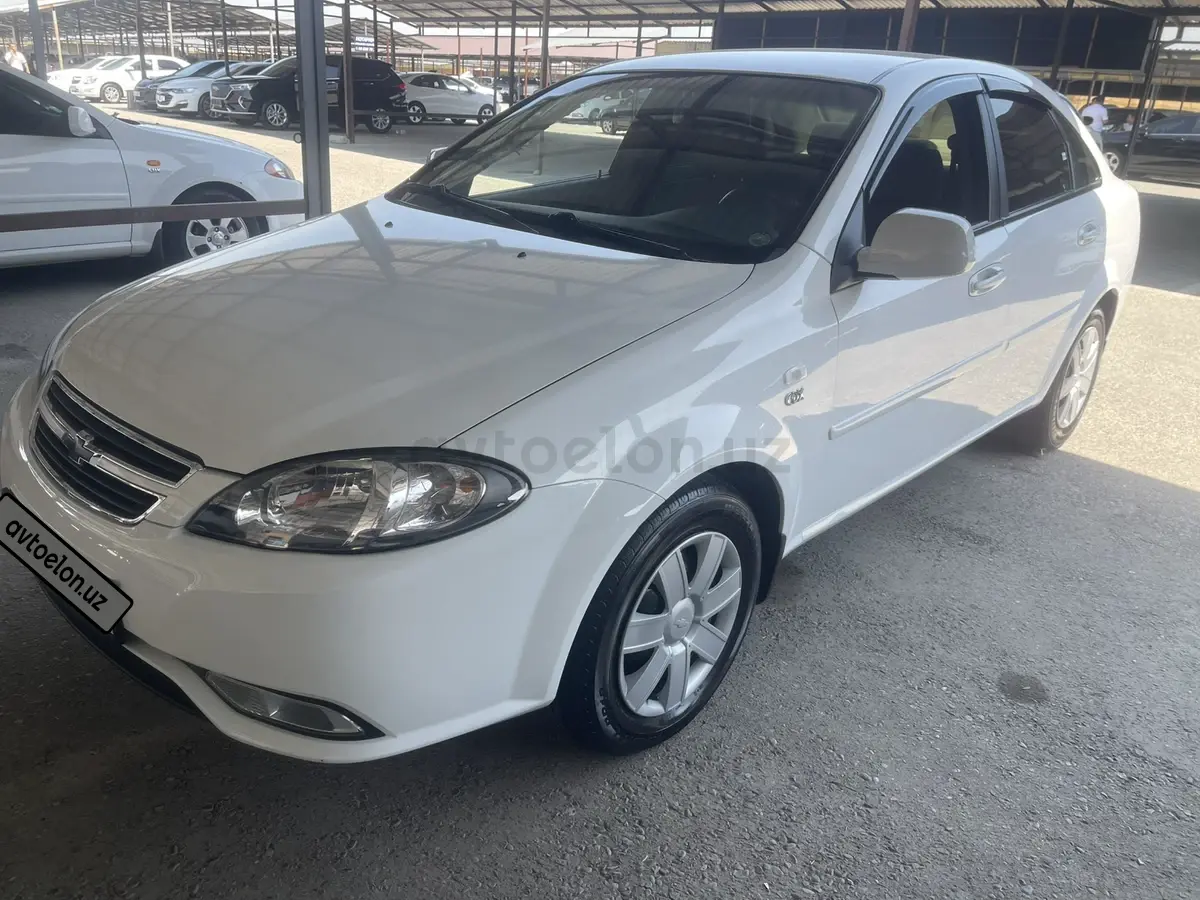 Chevrolet Gentra,  2 позиция