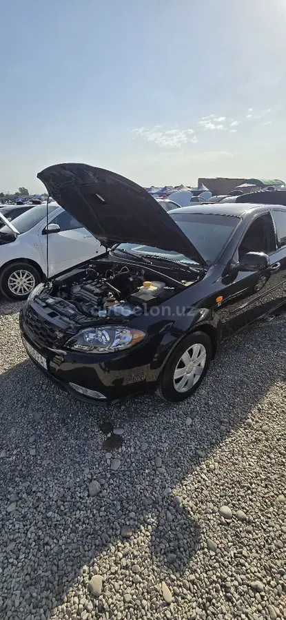 Chevrolet Gentra,  2 позиция