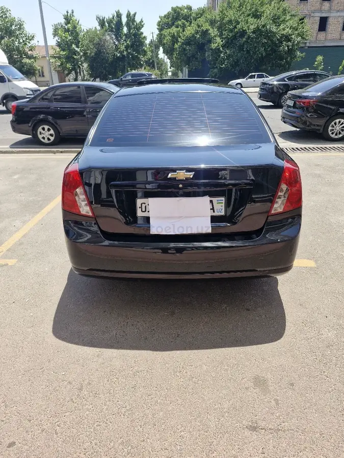 Chevrolet Gentra,  3 позиция