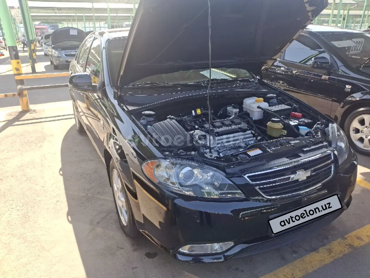 Chevrolet Gentra,  3 позиция