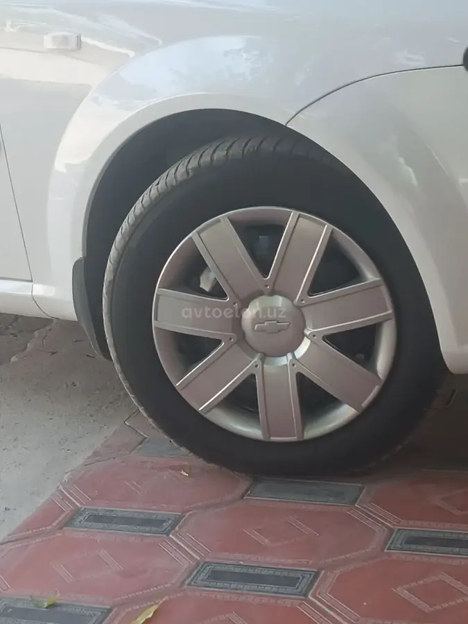 Chevrolet Gentra,  1 позиция