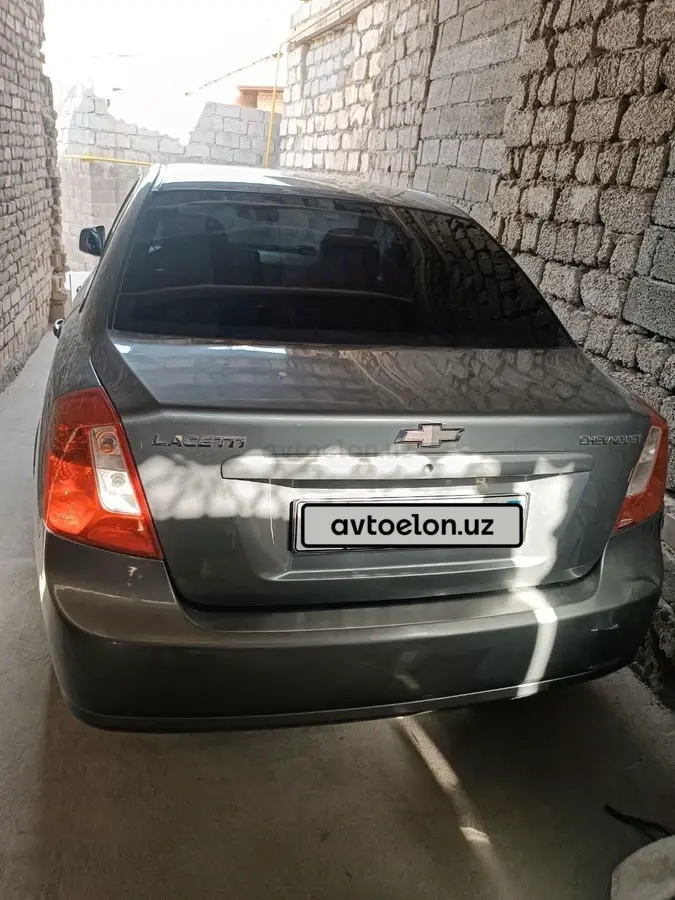 Chevrolet Gentra,  2 позиция