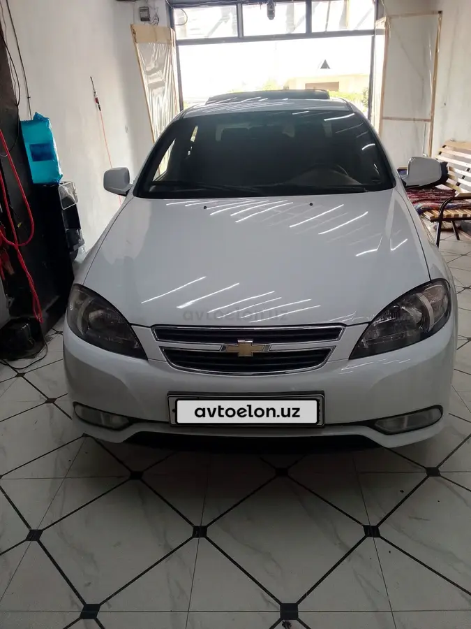 Chevrolet Gentra,  3 позиция
