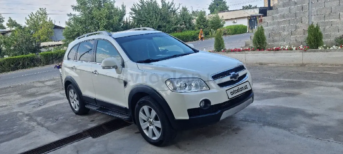 Chevrolet Captiva,  1 позиция