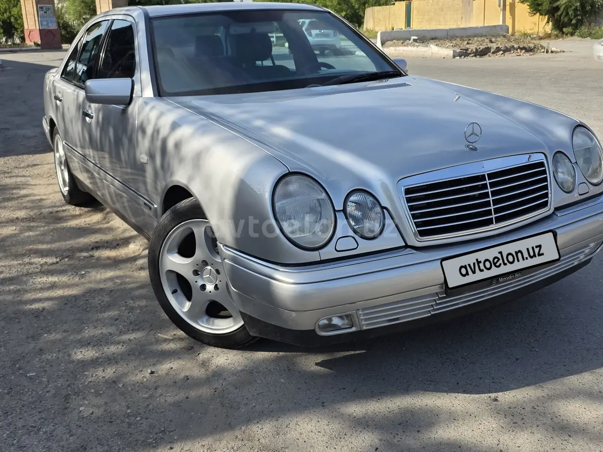 Mercedes-Benz E 280