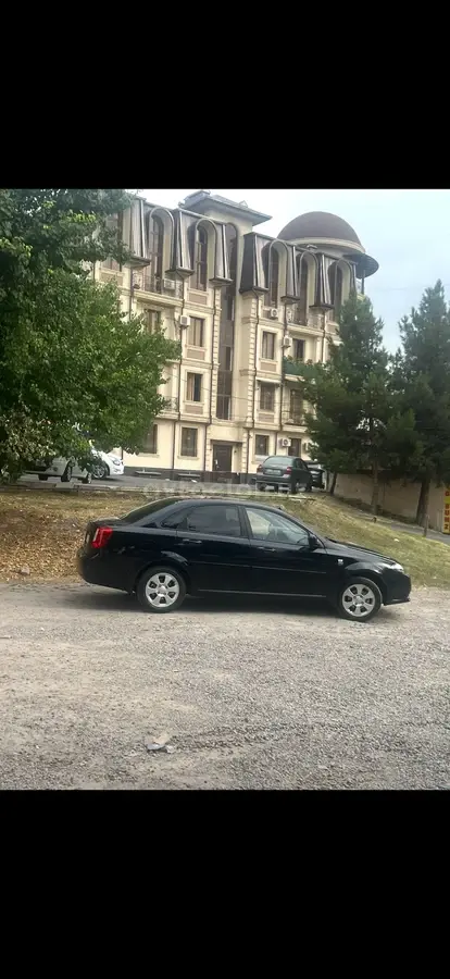 Chevrolet Gentra,  3 позиция