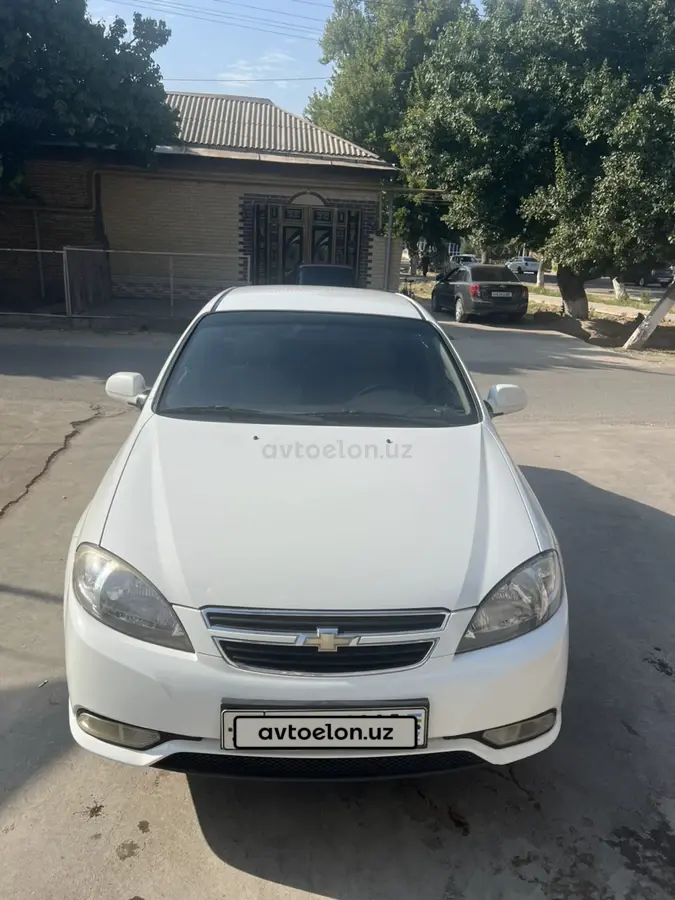 Chevrolet Gentra,  3 позиция