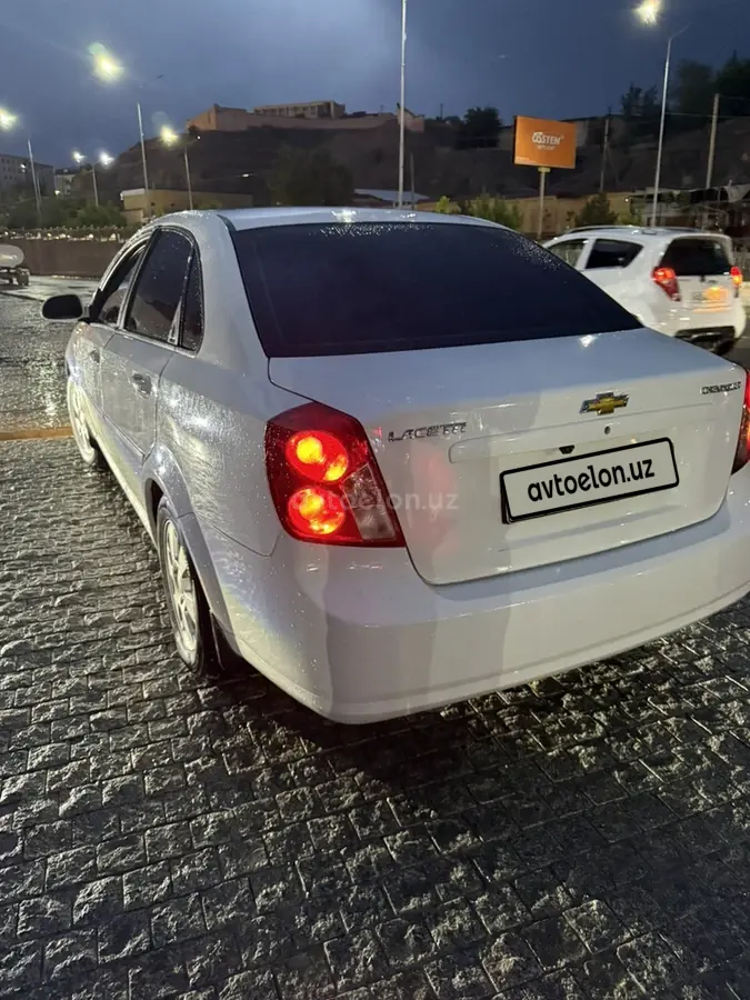 Chevrolet Lacetti,  1 позиция