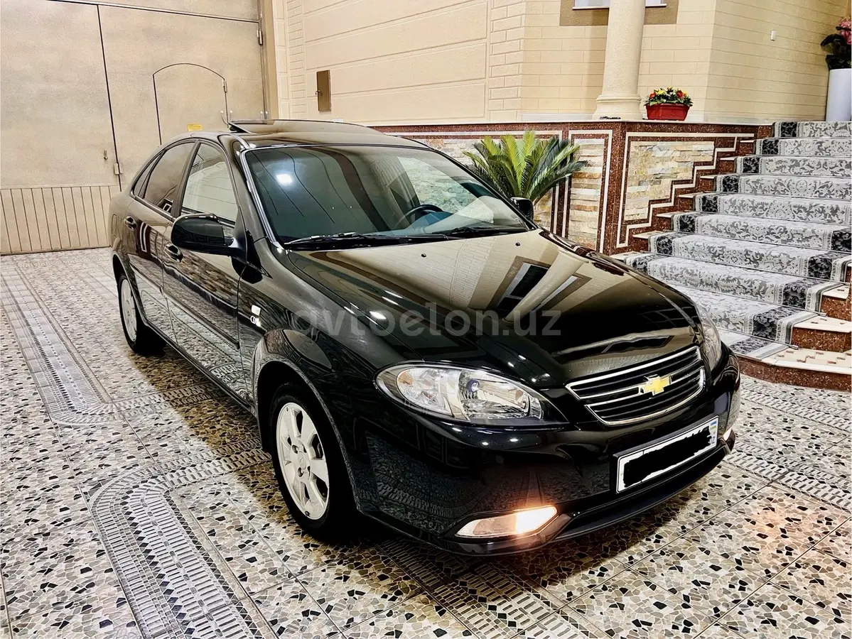 Chevrolet Gentra,  3 позиция