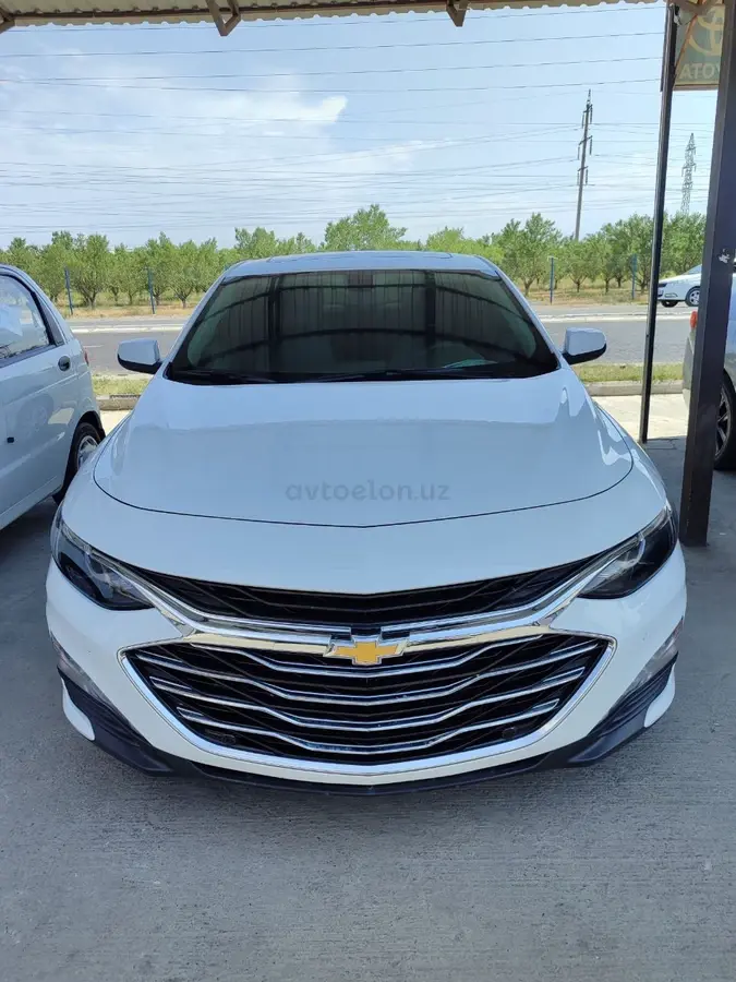 Chevrolet Malibu 2