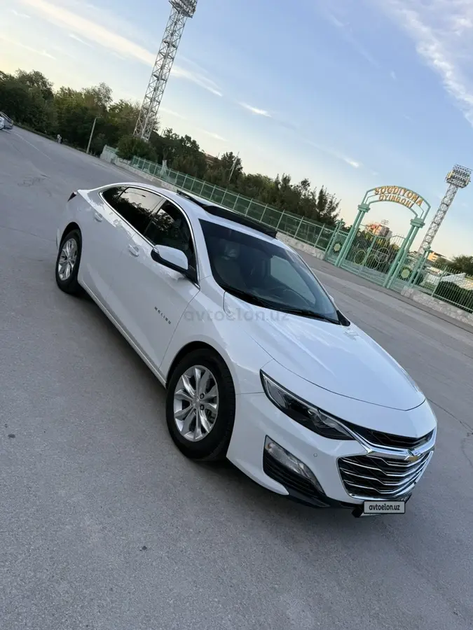 Chevrolet Malibu 2