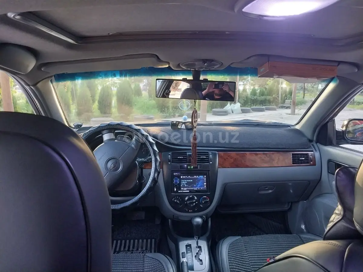 Chevrolet Lacetti,  3 позиция