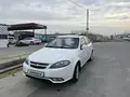 Белый Chevrolet Gentra, 3 позиция 2020 года, КПП Автомат, в Фергана за 10 600 y.e. id7041635
