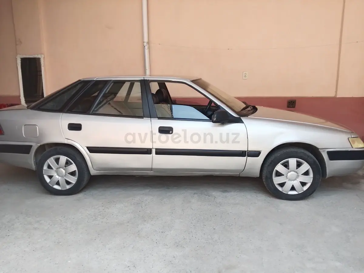 Daewoo Espero