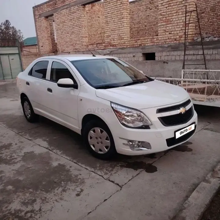 Chevrolet Cobalt,  2 позиция
