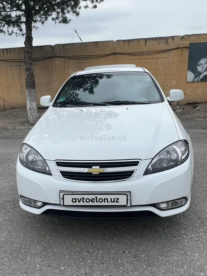 Chevrolet Gentra,  3 позиция