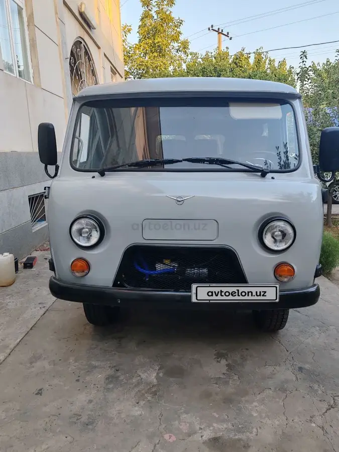 УАЗ 3962