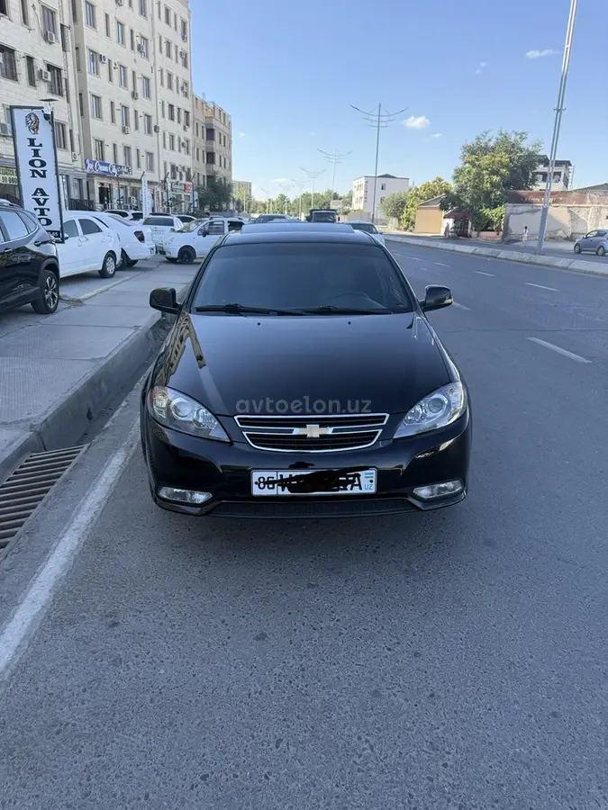 Chevrolet Gentra,  3 позиция