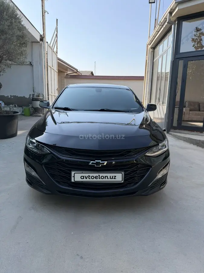 Chevrolet Malibu 2