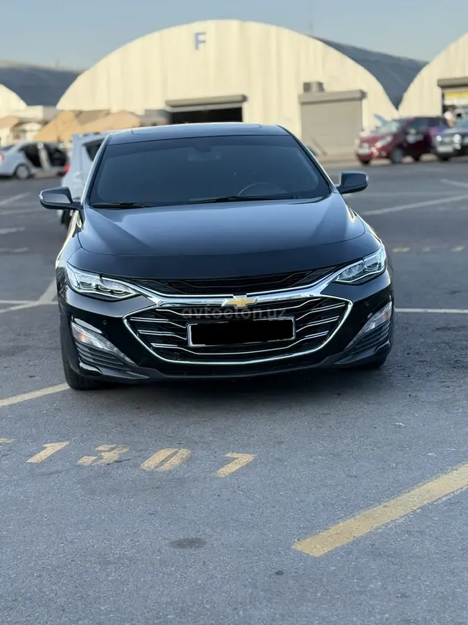 Chevrolet Malibu 2