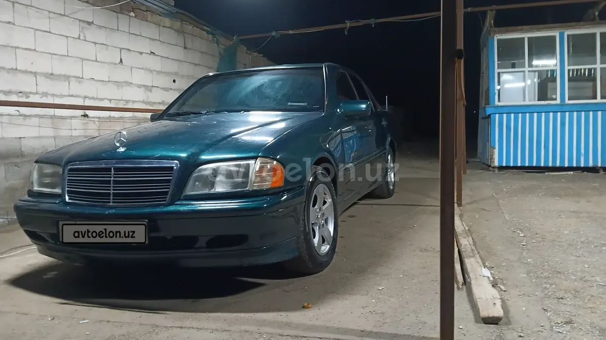 Mercedes-Benz C 200