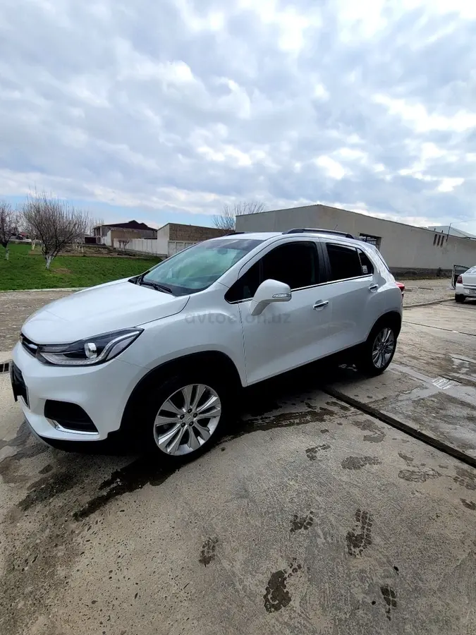 Chevrolet Tracker,  3 позиция