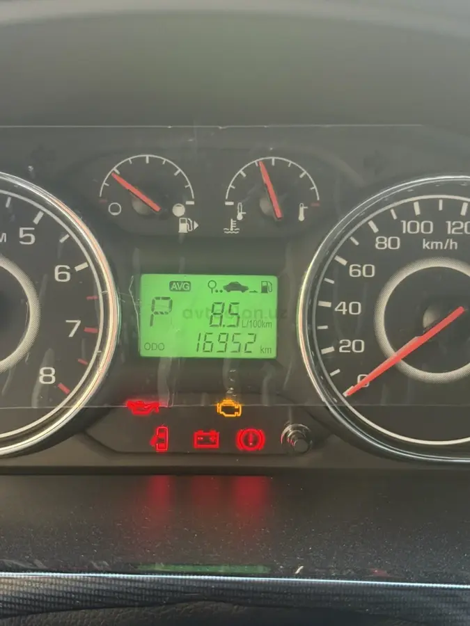 Chevrolet Gentra,  3 позиция