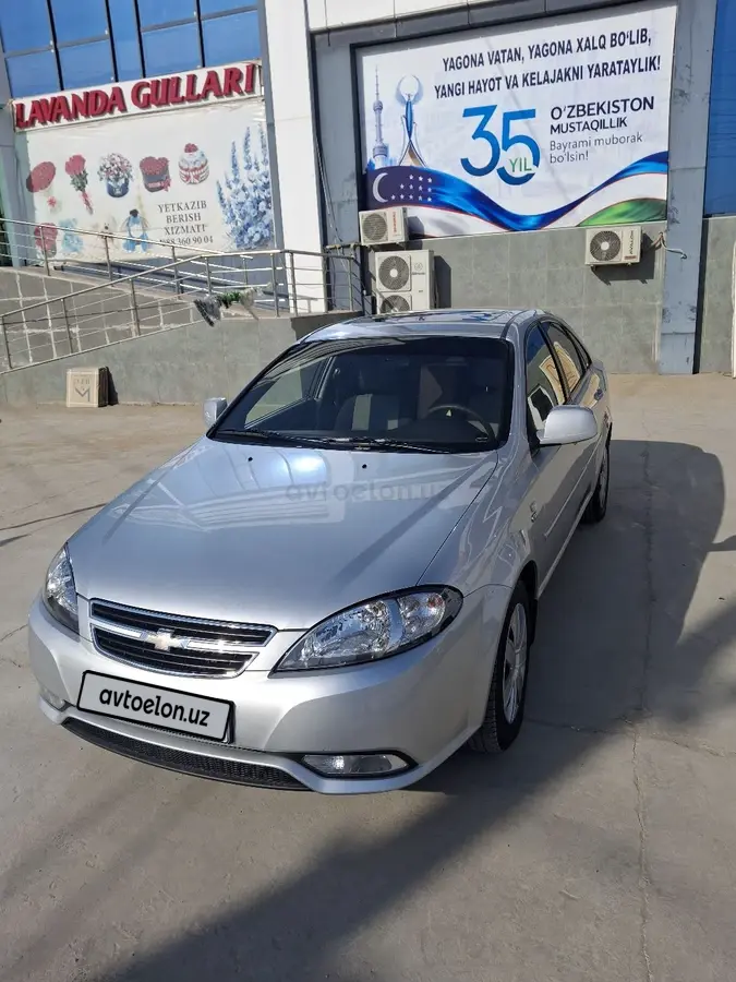 Chevrolet Gentra,  3 позиция