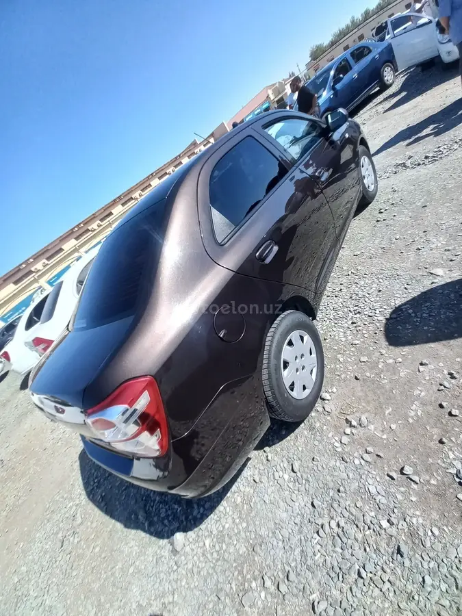 Chevrolet Cobalt,  2 позиция