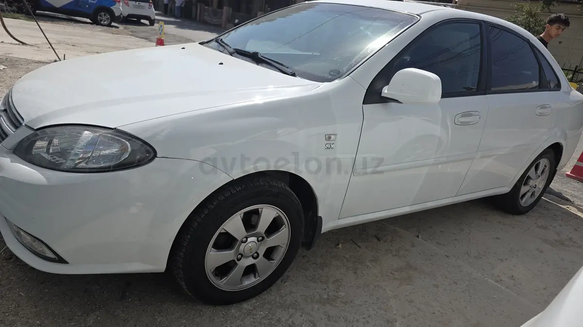 Chevrolet Gentra,  2 позиция