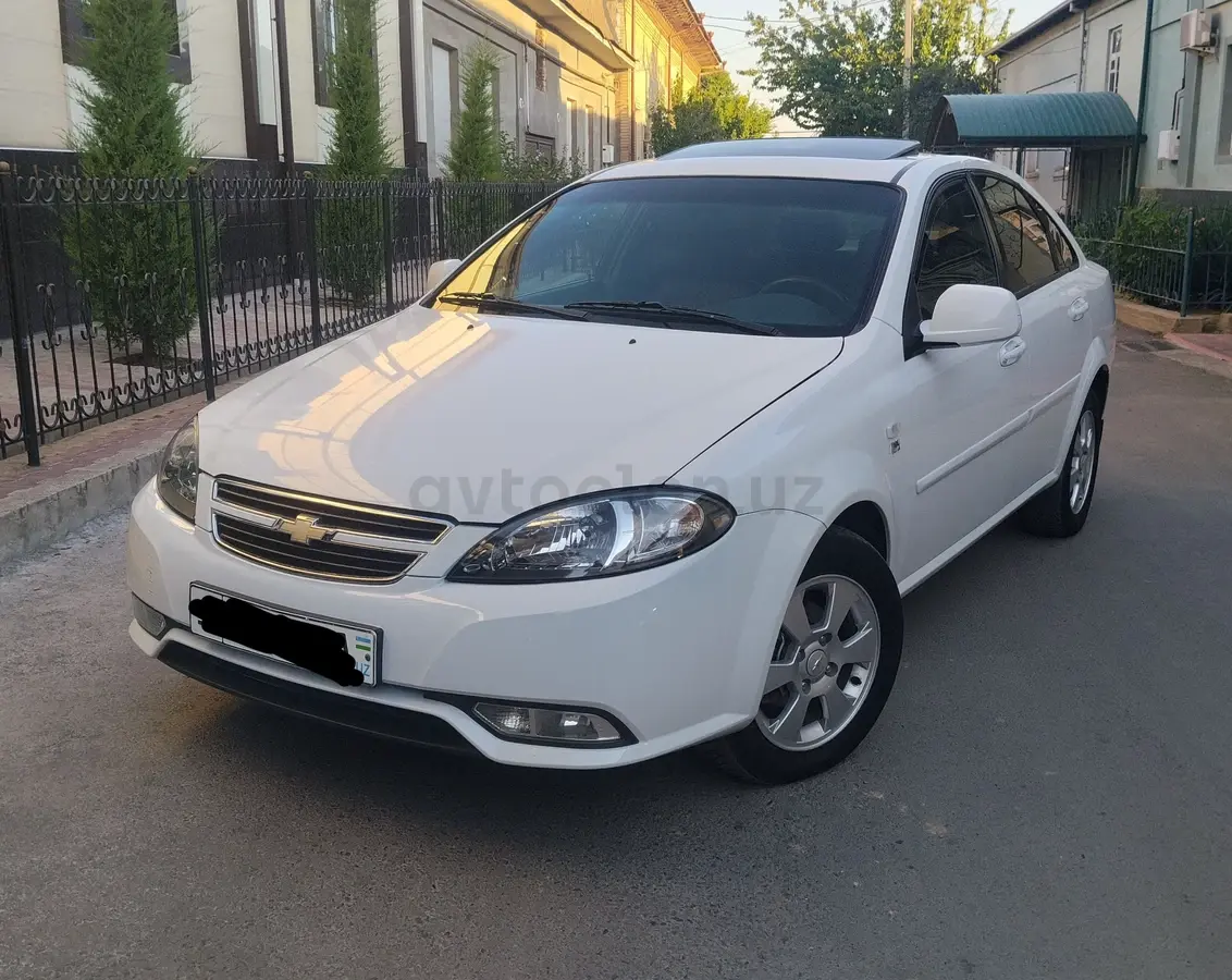 Chevrolet Gentra,  3 позиция