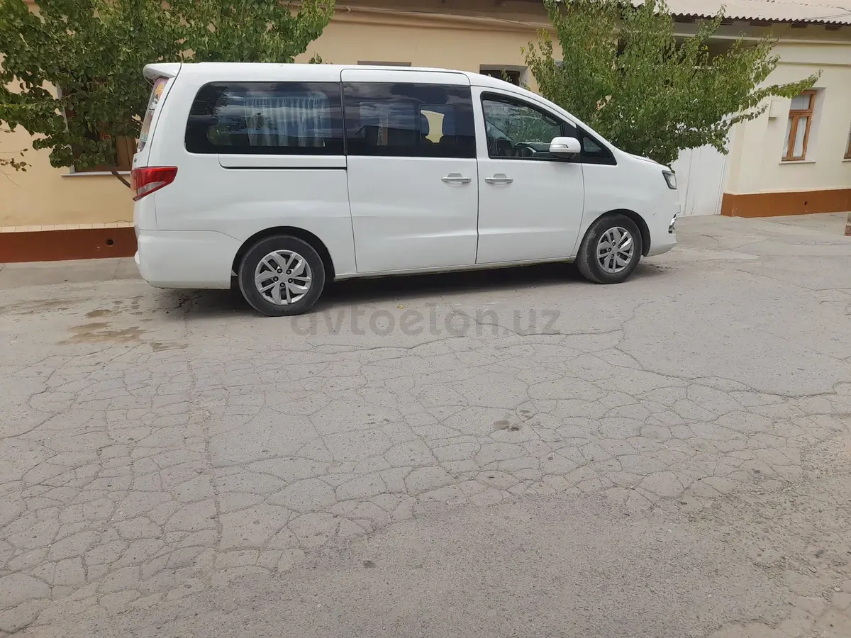 JAC M4