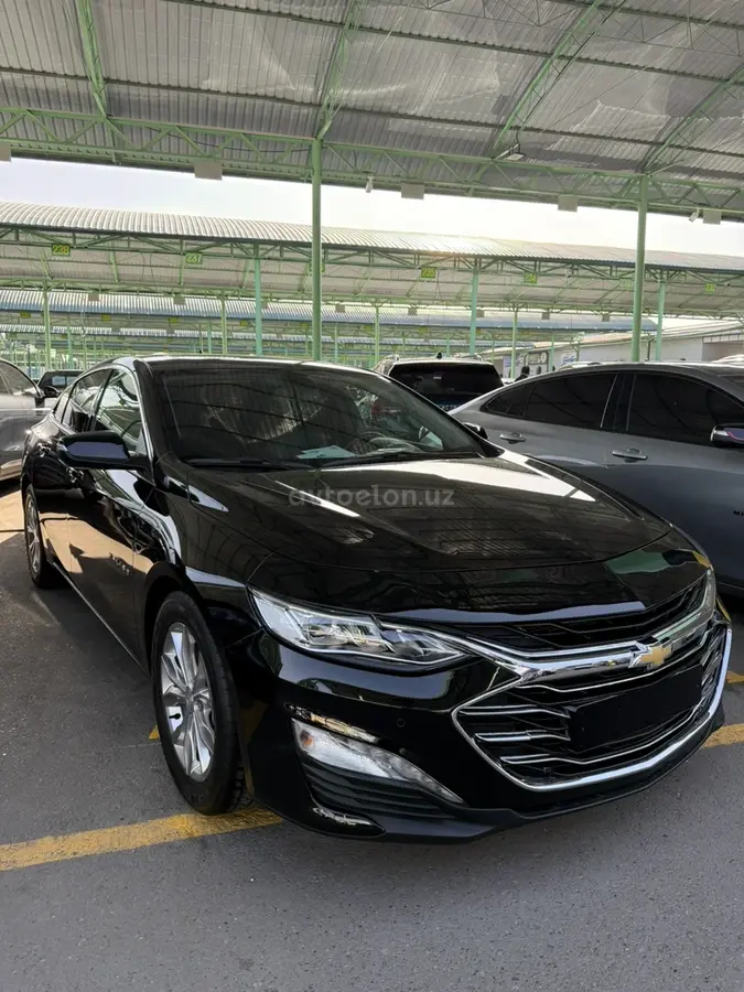 Chevrolet Malibu 2