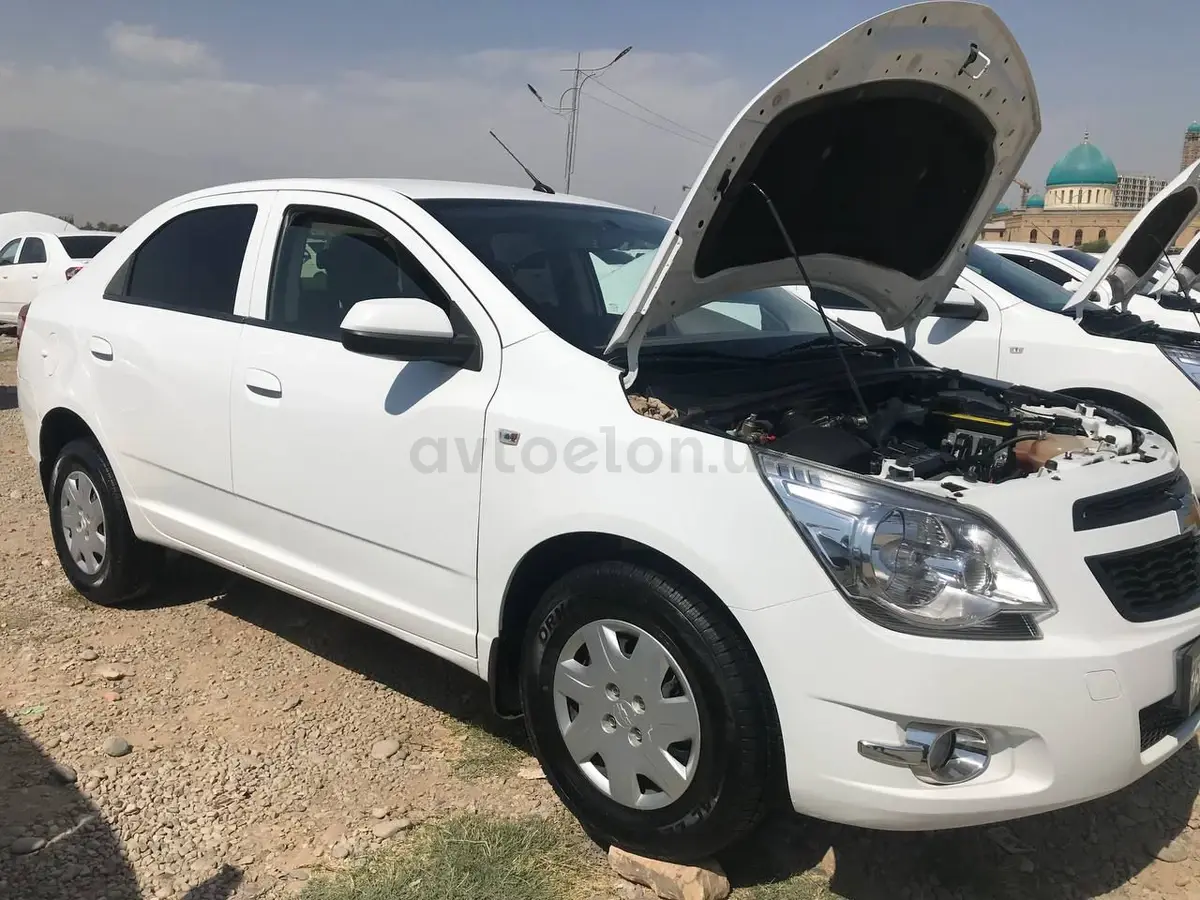 Chevrolet Cobalt,  2 позиция