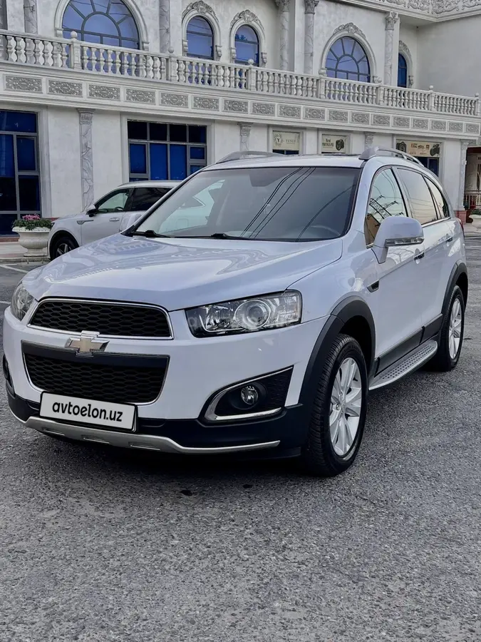 Chevrolet Captiva,  3 позиция