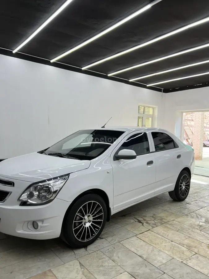 Chevrolet Cobalt,  2 позиция