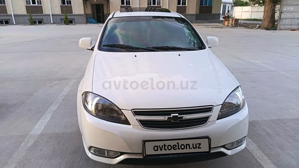 Chevrolet Gentra,  3 позиция