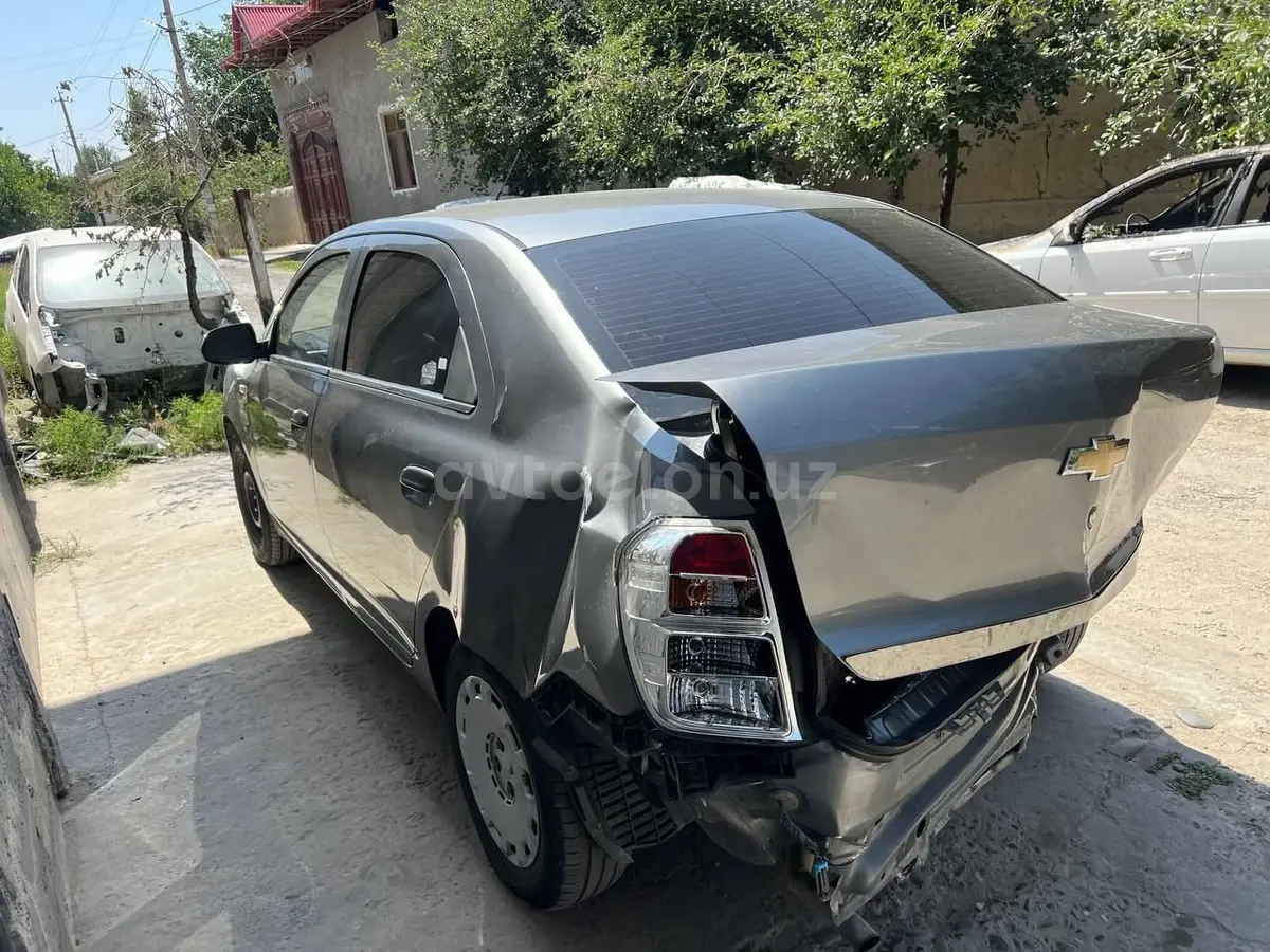Chevrolet Cobalt,  2 позиция