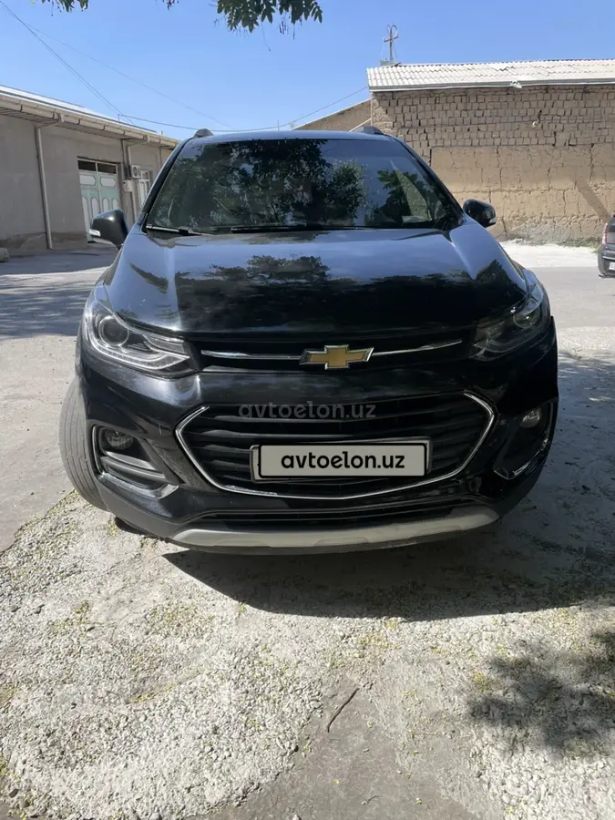 Chevrolet Tracker,  3 позиция