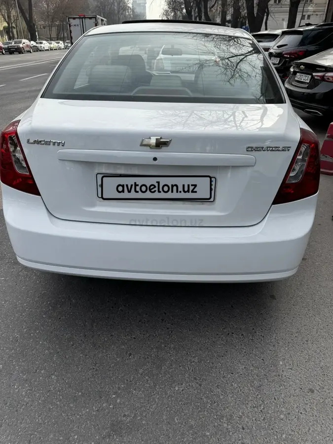 Chevrolet Lacetti,  3 позиция