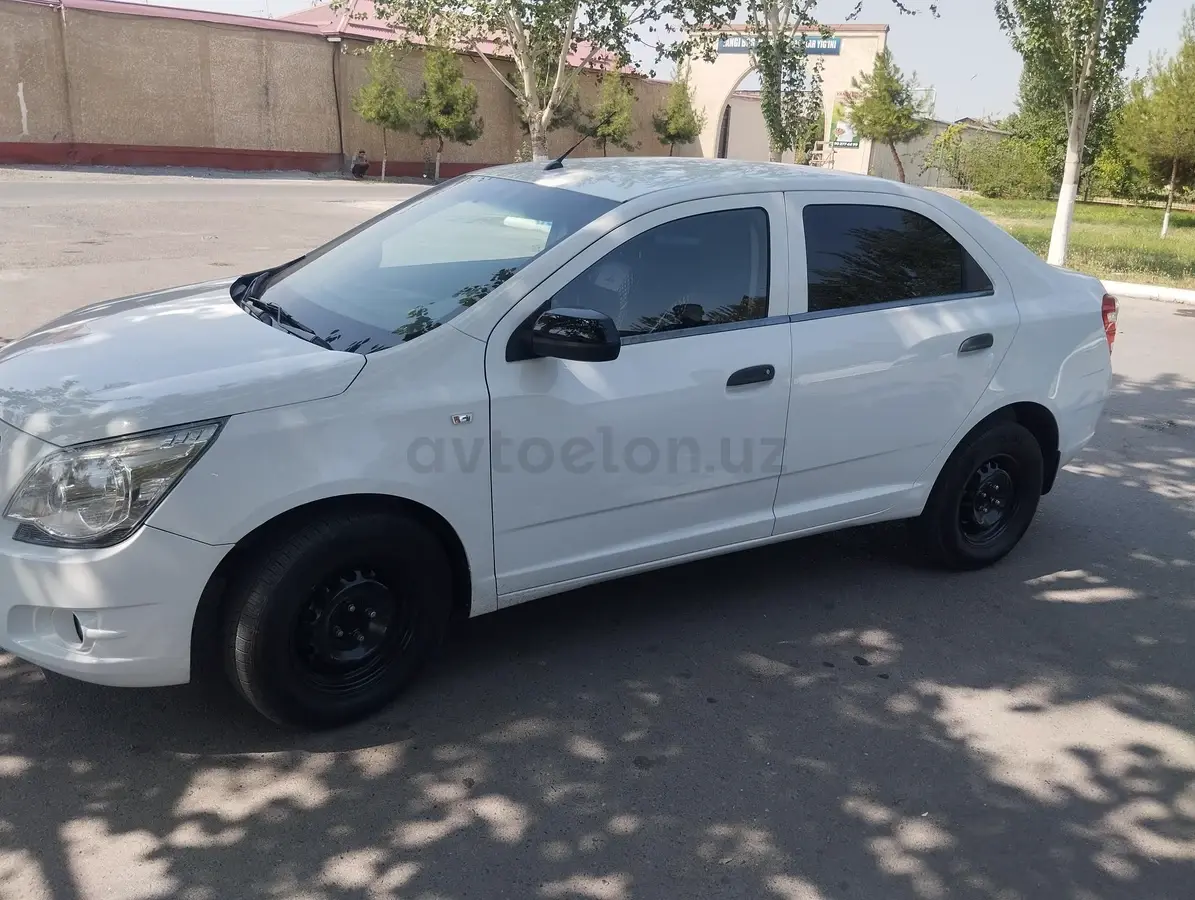 Chevrolet Cobalt,  2 позиция