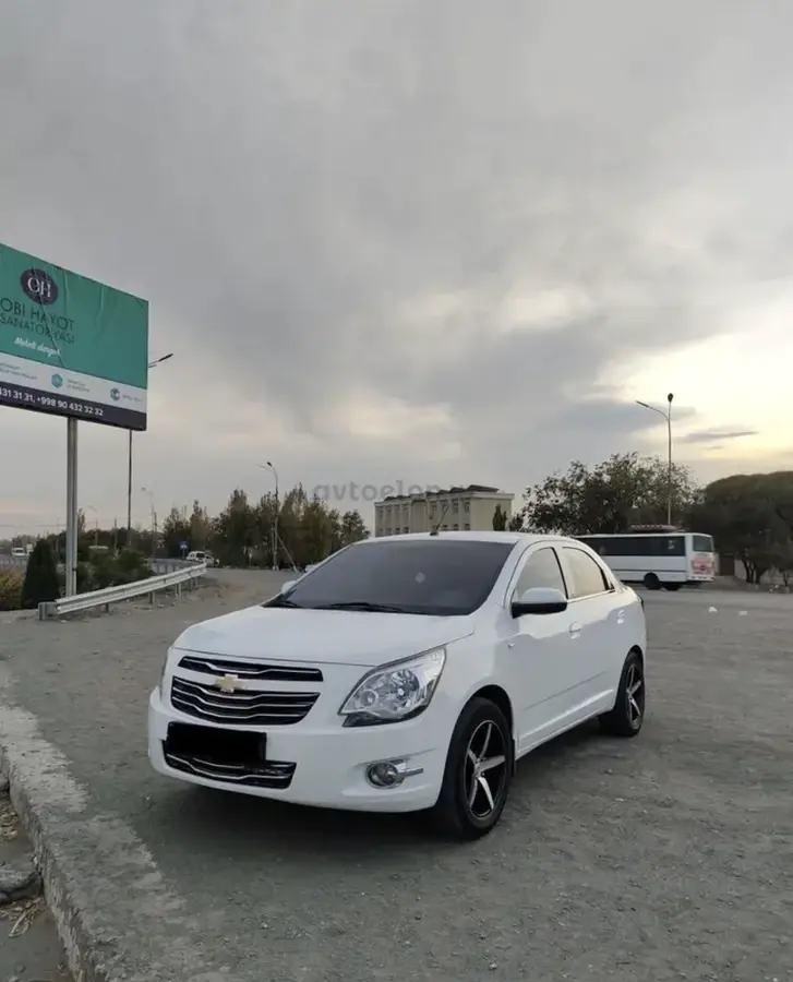Chevrolet Cobalt,  2 позиция