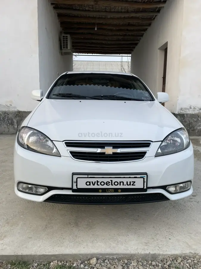 Chevrolet Gentra,  2 позиция