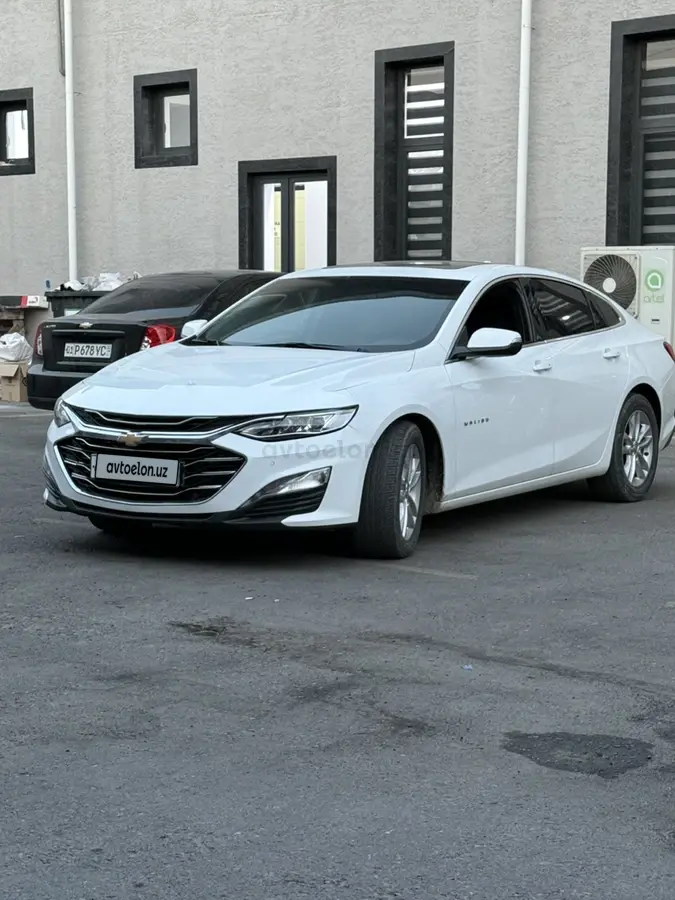 Chevrolet Malibu 2
