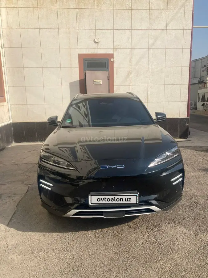 BYD Song Plus EV Champion