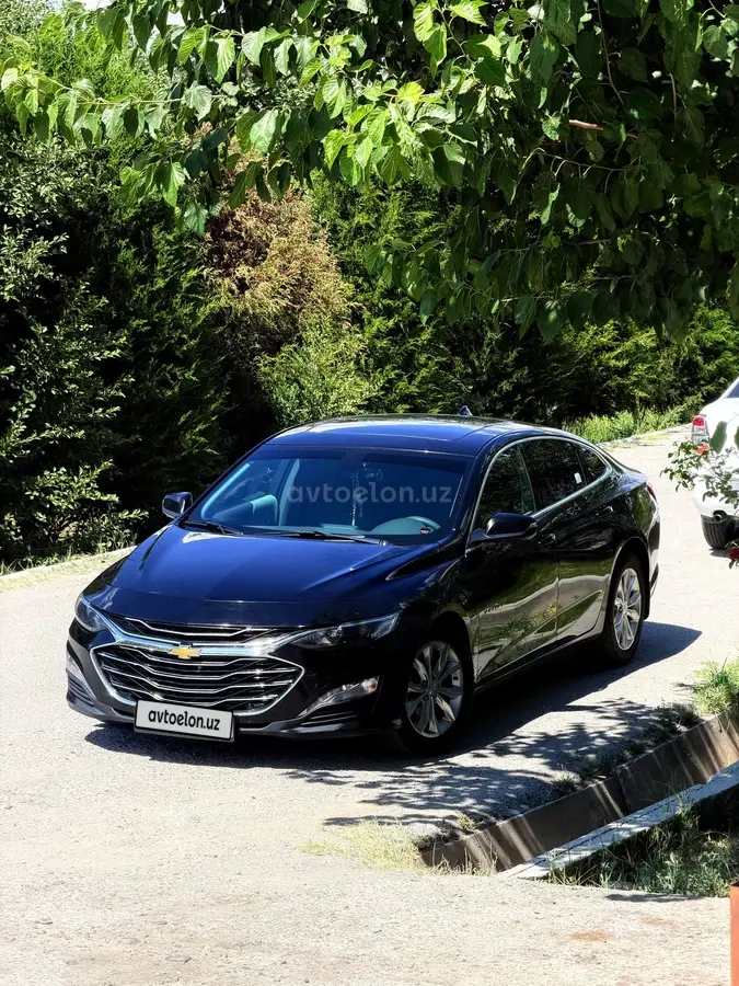 Chevrolet Malibu 2